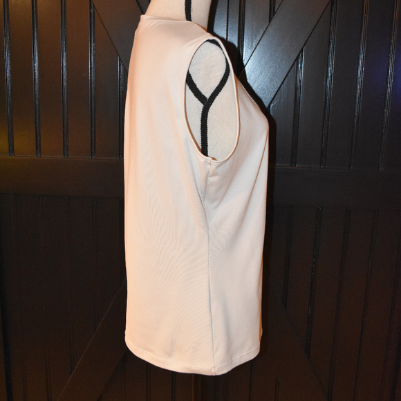 New York & Company Sleeveless Blouse - Picture 4 of 6